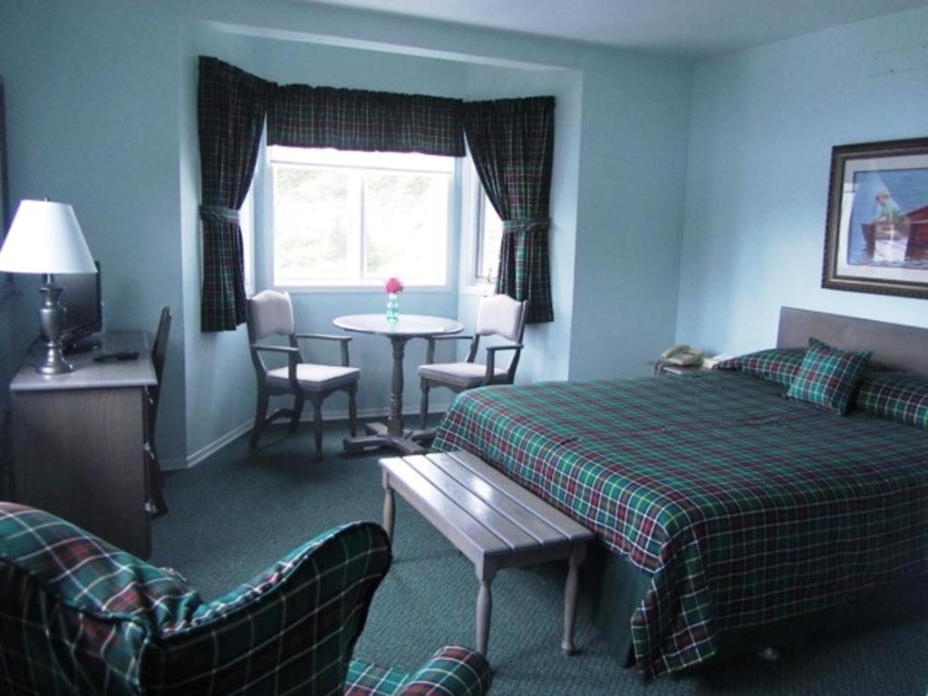 The Gaultois Inn Room photo